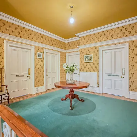 Eden Mount, Wetheral, Characteful, Spacious Overlooking Village Green, Close To M6 * Wetheral
