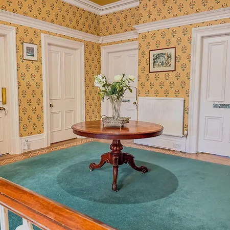 Eden Mount, Wetheral, Characteful, Spacious Overlooking Village Green, Close To M6 *
