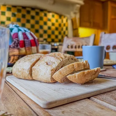 Casa de Férias Eden Mount, Wetheral, Characteful, Spacious Overlooking Village Green, Close To M6