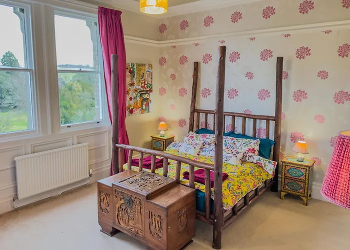 Eden Mount, Wetheral, Characteful, Spacious Overlooking Village Green, Close To M6 Casa de Férias *