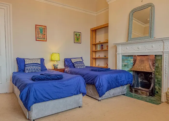 Casa de Férias Eden Mount, Wetheral, Characteful, Spacious Overlooking Village Green, Close To M6