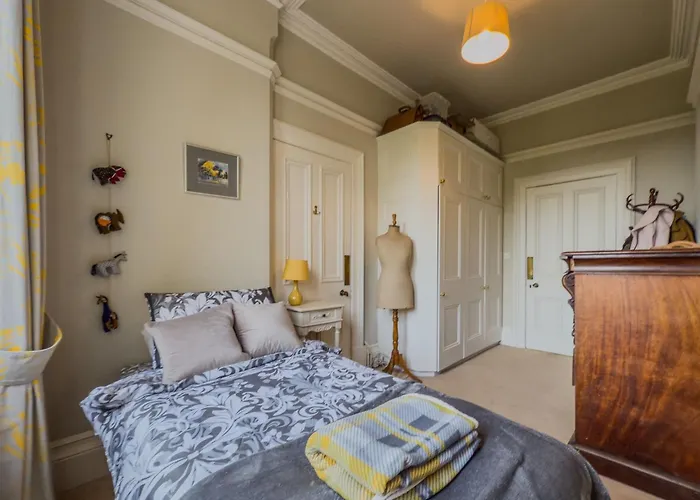 Casa de Férias Eden Mount, Wetheral, Characteful, Spacious Overlooking Village Green, Close To M6