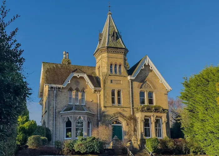 Eden Mount, Wetheral, Characteful, Spacious Overlooking Village Green, Close To M6 * Wetheral